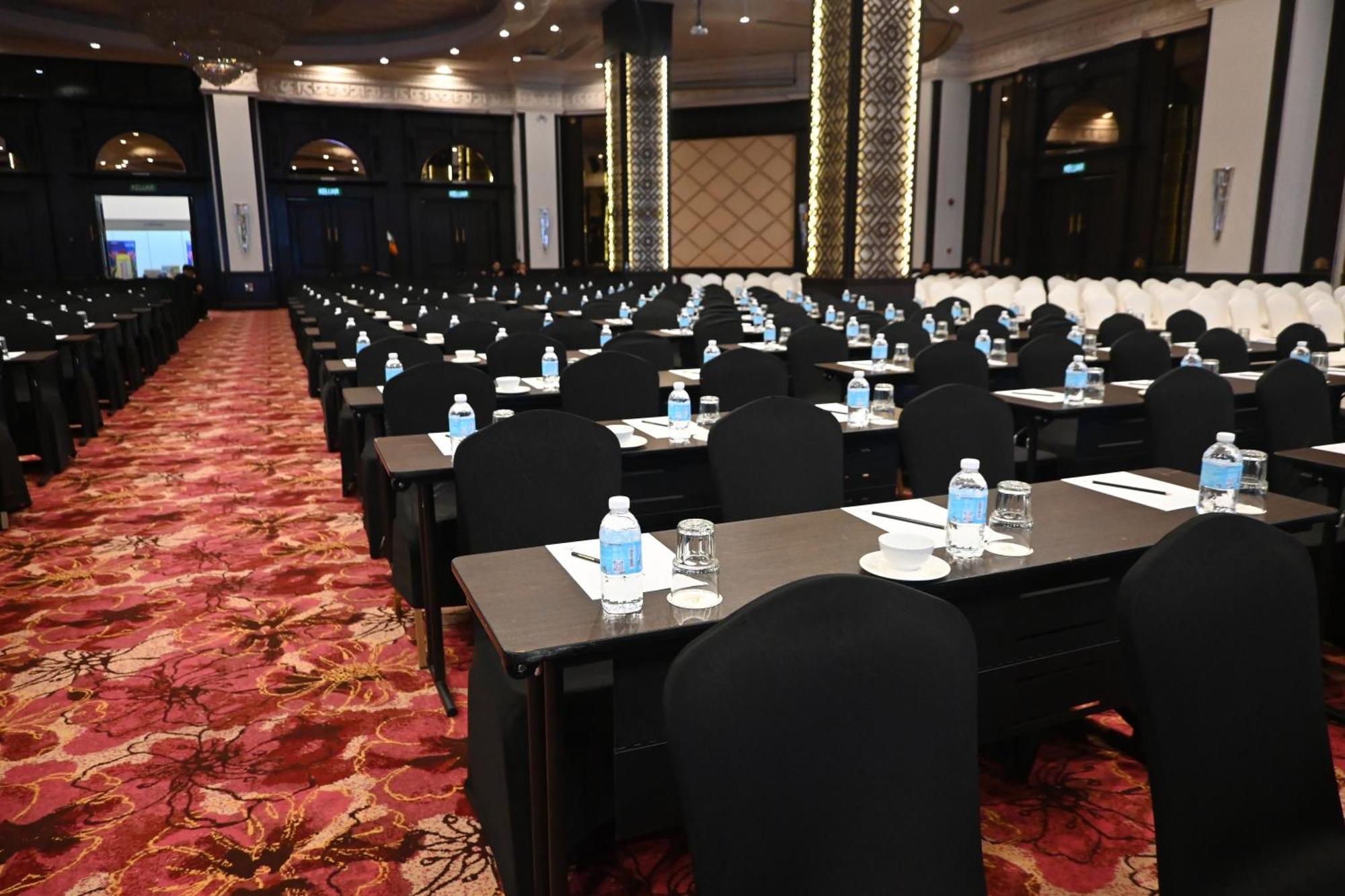 Renai Hotel Kota Bharu Bagian luar foto