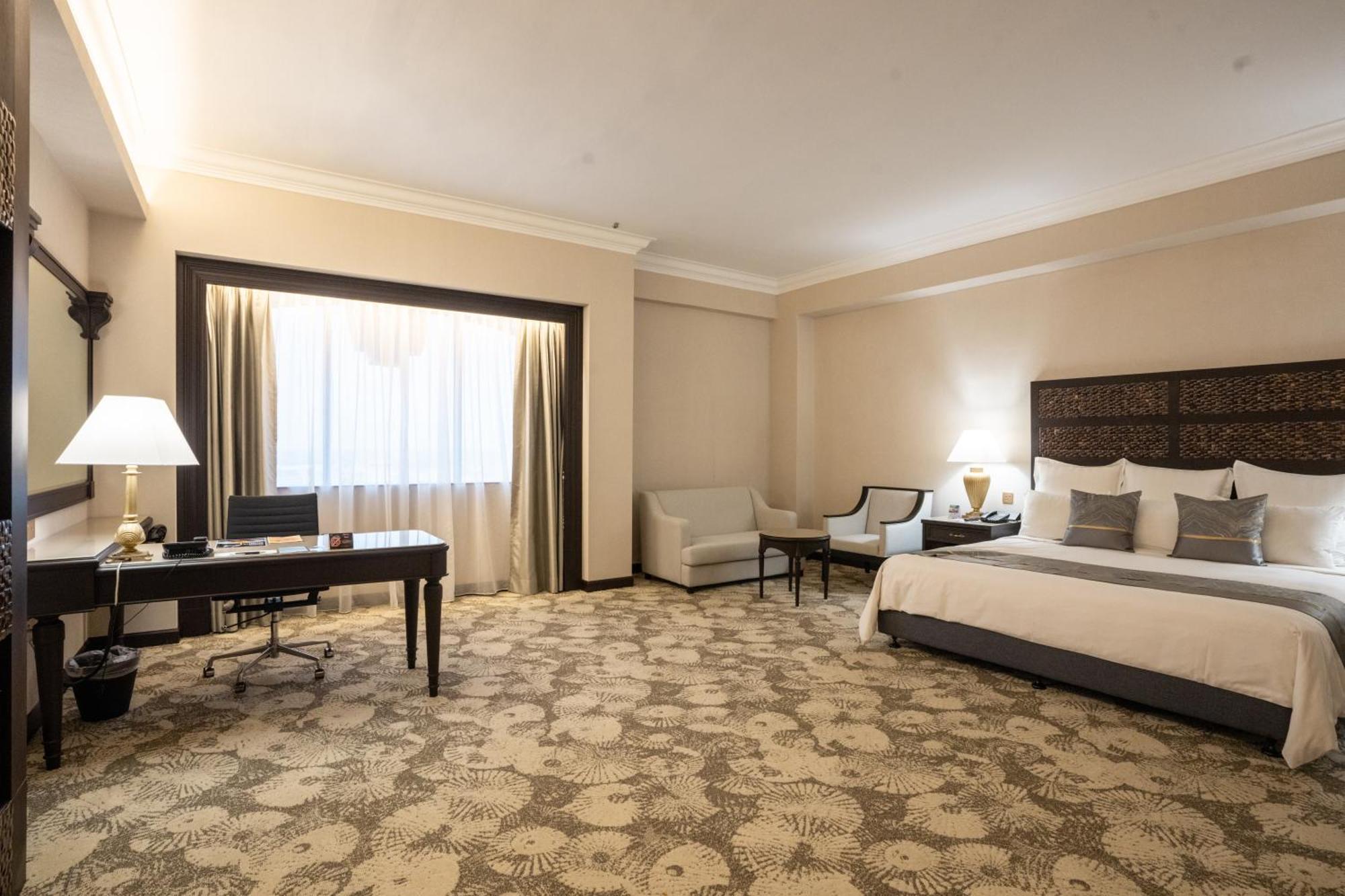 Renai Hotel Kota Bharu Bagian luar foto