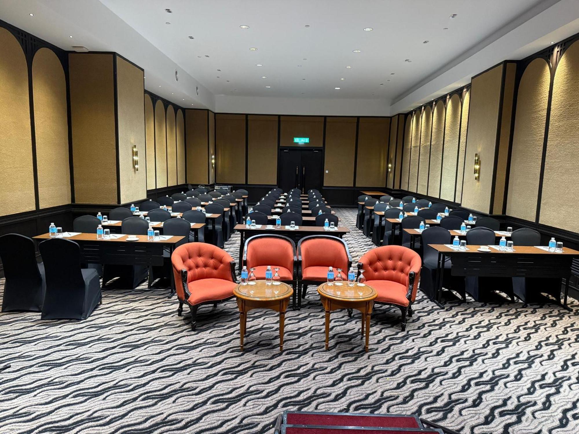 Renai Hotel Kota Bharu Bagian luar foto