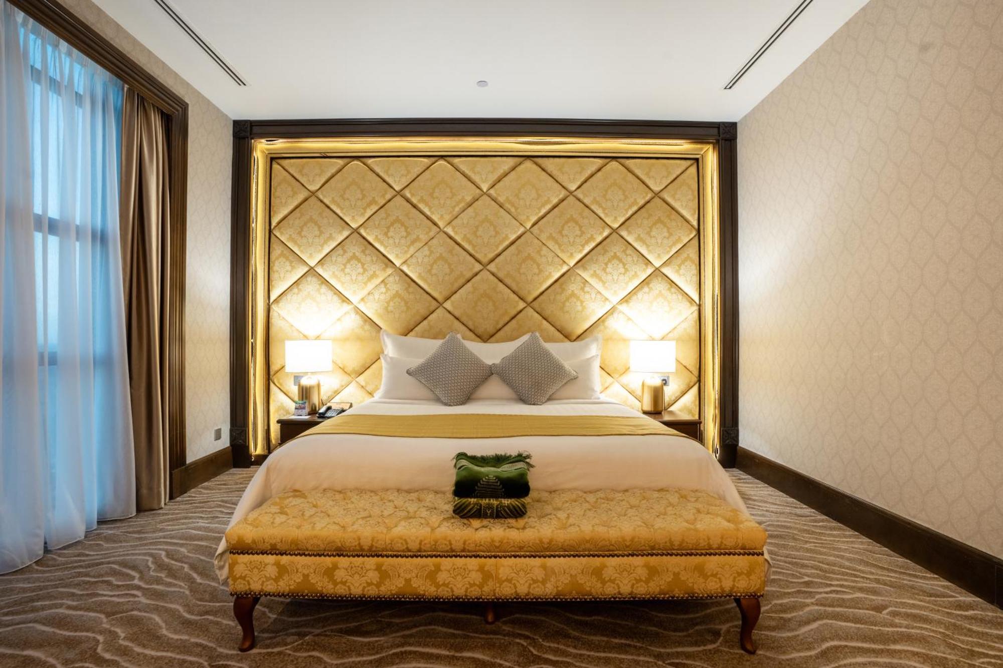 Renai Hotel Kota Bharu Bagian luar foto