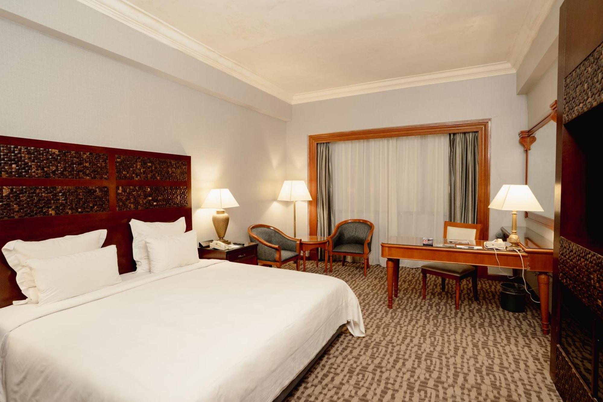 Renai Hotel Kota Bharu Bagian luar foto