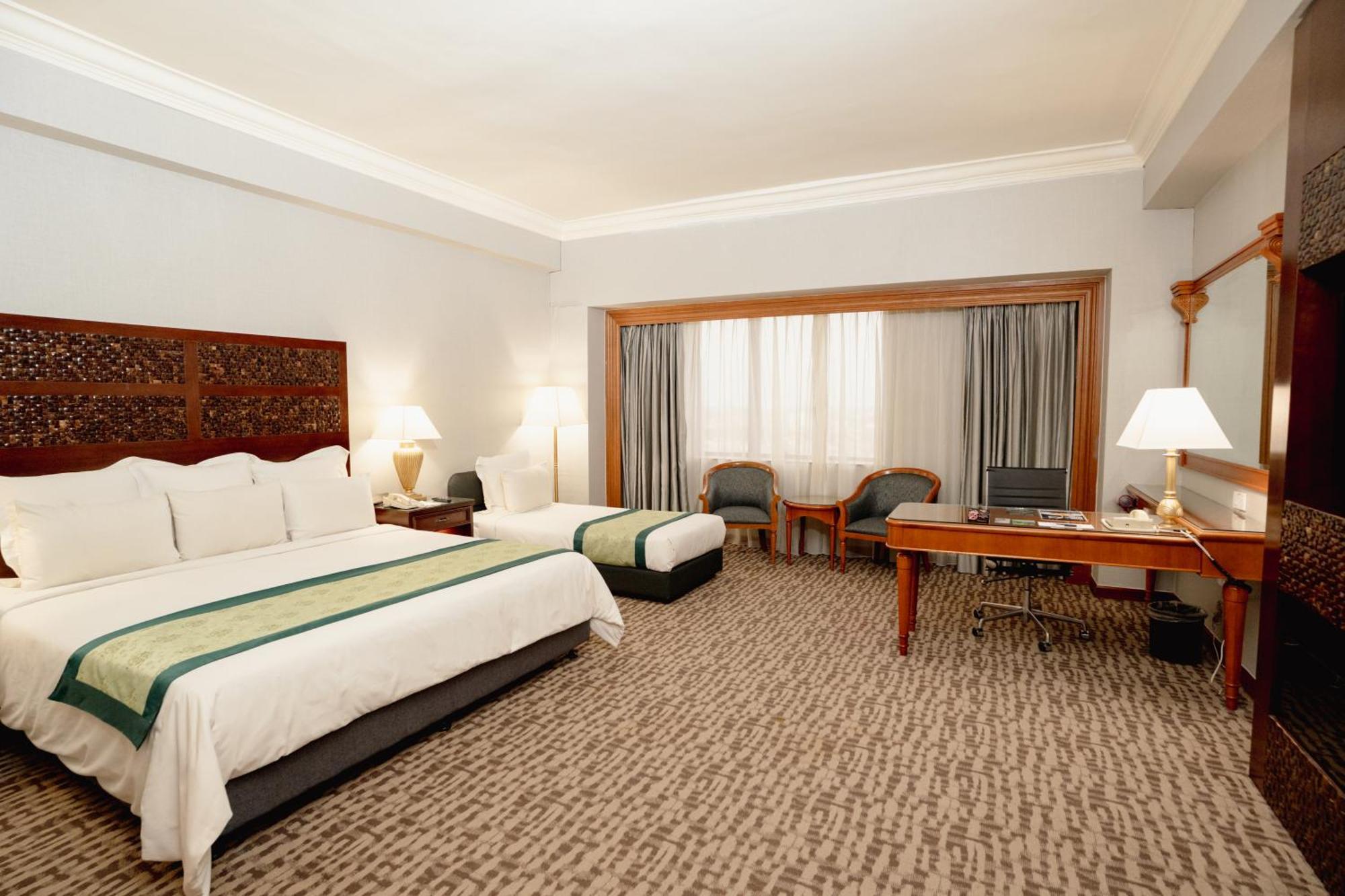 Renai Hotel Kota Bharu Bagian luar foto